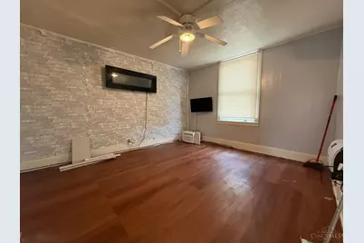 2594 Seegar Avenue, Cincinnati, OH 45225 - Photo 14