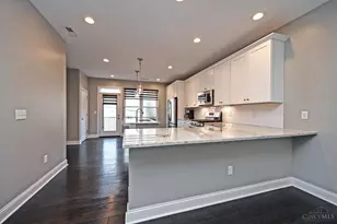 548 Slack St, Cincinnati, OH 45202 - Photo 16