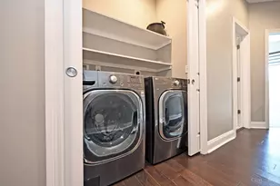 548 Slack St, Cincinnati, OH 45202 - Photo 32