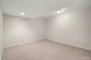 42 Shepherd's Run Dr, Hamilton Township, OH 45140 - Photo 22