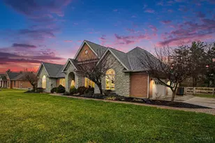 42 Shepherd's Run Dr, Hamilton Township, OH 45140 - Photo 2