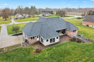 42 Shepherd's Run Dr, Hamilton Township, OH 45140 - Photo 38