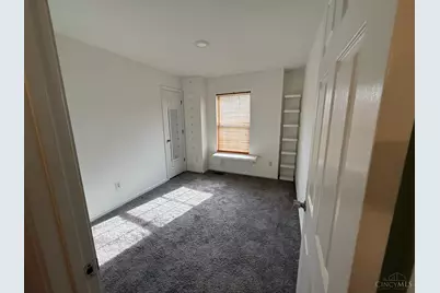 8538 Sunmont Drive, Anderson Township, OH 45255 - Photo 10