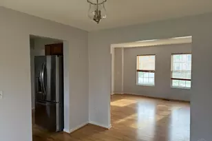 8538 Sunmont Dr, Anderson Township, OH 45255 - Photo 6