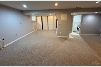 8538 Sunmont Drive, Anderson Township, OH 45255 - Photo 14