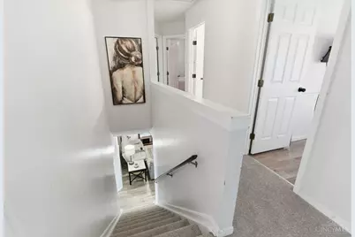 8121 Bertwood Court, West Chester, OH 45069 - Photo 18