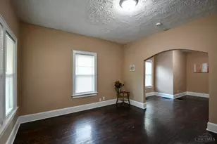 2120 Fernwood St, Middletown, OH 45044 - Photo 6