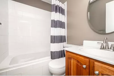 238 Twinbrook Drive, Hamilton, OH 45013 - Photo 14