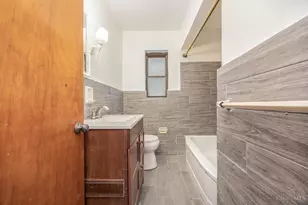 7929 Cherrywood Ct, Cincinnati, OH 45224 - Photo 10