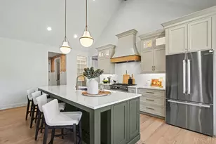 6956 Shadow Ridge Rd, Anderson Township, OH 45230 - Photo 8