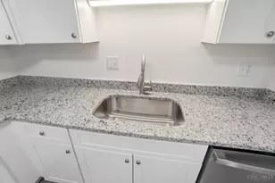 2456 Mustang Dr, Cincinnati, OH 45211 - Photo 16