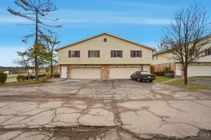 2458 Mustang Dr, Cincinnati, OH 45211 - Photo 1