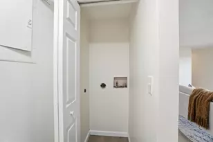 2458 Mustang Dr, Cincinnati, OH 45211 - Photo 28