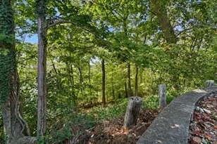 5800 Cherokee Dr, Madeira, OH 45243 - Photo 38