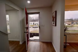 1717 Aspenhill Dr, Springfield Township, OH 45240 - Photo 4