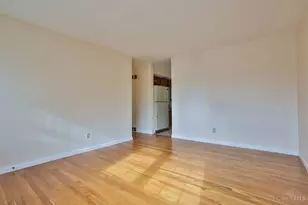 5052 Grosse Pointe Ln, Delhi Township, OH 45238 - Photo 6