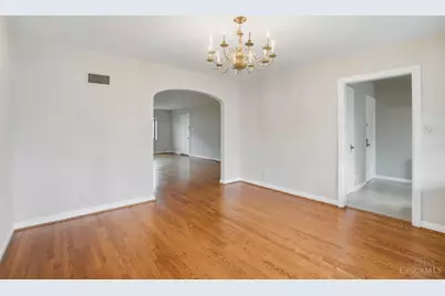 2210 Victory Parkway #102, Cincinnati, OH 45206 - Photo 10