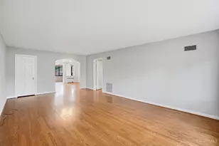 2210 Victory Pkwy, Cincinnati, OH 45206 - Photo 8