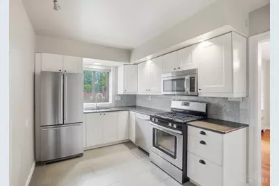 2210 Victory Parkway #102, Cincinnati, OH 45206 - Photo 16