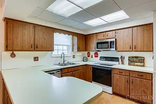 9274 Solon Dr, Cincinnati, OH 45242 - Photo 14