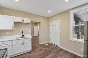 6721 Hillside Ave, Cincinnati, OH 45233 - Photo 30