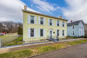 16 S Main St, Franklin, OH 45005 - Photo 4