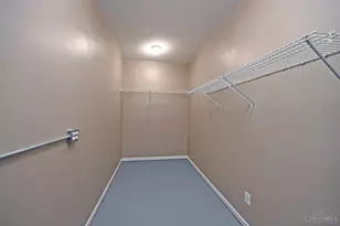 704 Traverse Creek Dr, Miami Township, OH 45150 - Photo 20