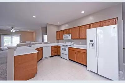 704 Traverse Creek Drive, Miami Township, OH 45150 - Photo 16