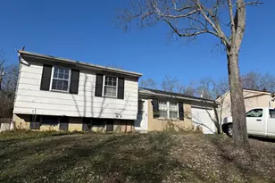 10757 Shadowridge Ln, Springfield Township, OH 45240 - Photo 2