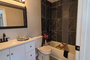 9315 Winton Rd, Springfield Township, OH 45231 - Photo 12