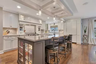 8190 S Clippenger Dr, Indian Hill, OH 45243 - Photo 4