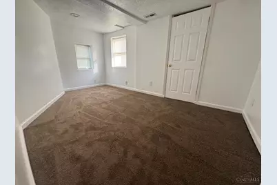 51 Woodrow Street, Saint Clair Township, OH 45013 - Photo 6