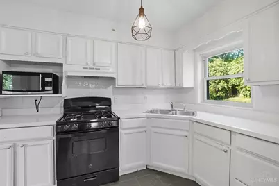 1979 Faywood Avenue, Green Township, OH 45238 - Photo 10