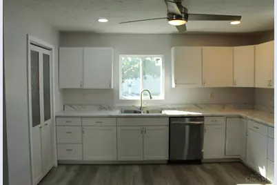 147 S Broadway Street, Midland, OH 45148 - Photo 20