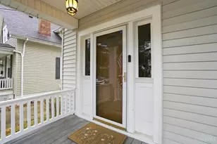 4219 Eileen Dr, Cincinnati, OH 45209 - Photo 4