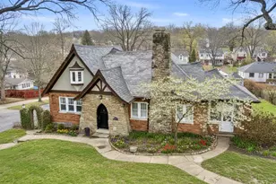 6610 Hudson Pkwy, Amberley, OH 45213 - Photo 1