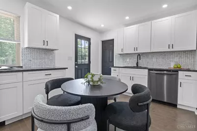 1639 W Kemper Road, Forest Park, OH 45240 - Photo 10