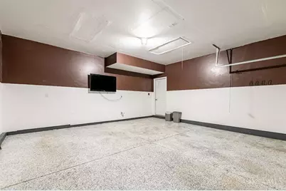 2063 E Seymour Avenue, Cincinnati, OH 45237 - Photo 36