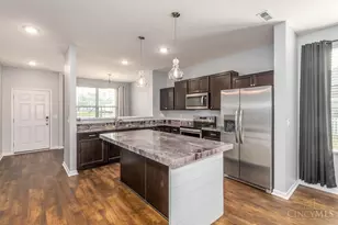 2063 E Seymour Ave, Cincinnati, OH 45237 - Photo 10