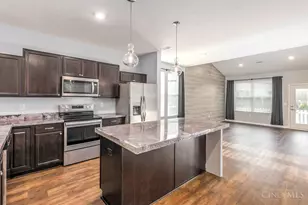 2063 E Seymour Ave, Cincinnati, OH 45237 - Photo 8