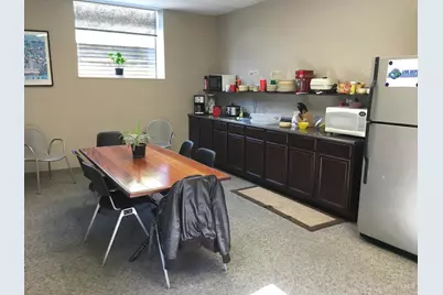 4240 Airport Road, Cincinnati, OH 45226 - Photo 12