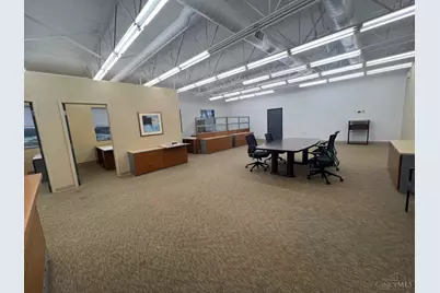 4240 Airport Road, Cincinnati, OH 45226 - Photo 2