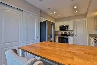 6483 Twin Lakes Drive, Mason, OH 45040 - Photo 16