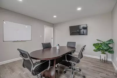 304 Edgewood Drive, Trenton, OH 45067 - Photo 8