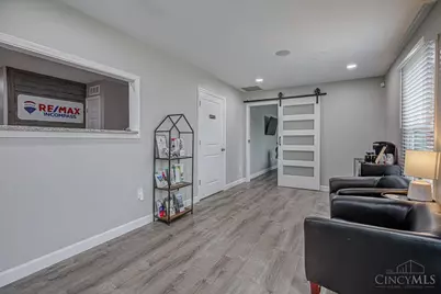 304 Edgewood Drive, Trenton, OH 45067 - Photo 6