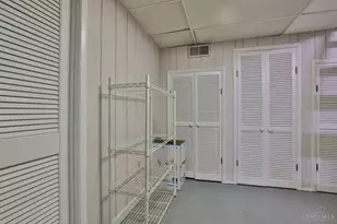 10184 Lochcrest Dr, Springfield Township, OH 45231 - Photo 36