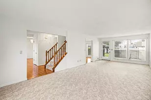 1184 Creekstone Dr, Union Township, OH 45103 - Photo 4