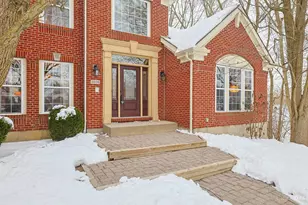 3206 Rothesay Ct, Colerain Township, OH 45251 - Photo 6