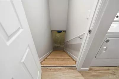 1348 Wagner Drive, Perry Township, OH 45118 - Photo 34