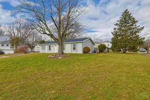 2752 Mancelona Ct, Colerain Township, OH 45251 - Photo 2